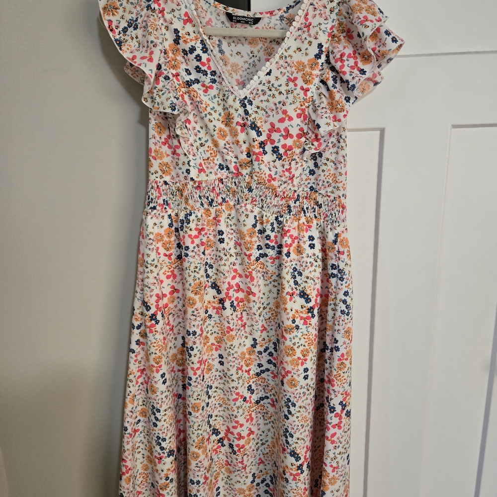 Floral Ruffle Sleeve Dress